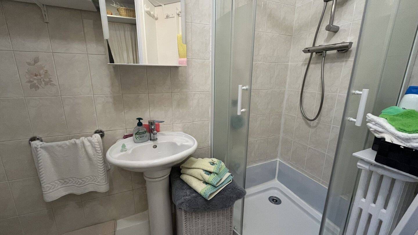 Maison à louer, 19m², LEVALLOIS PERRET
