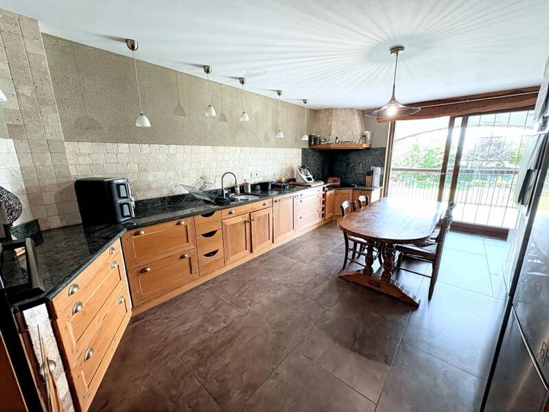 Maison à vendre, 236m², SAISSAC