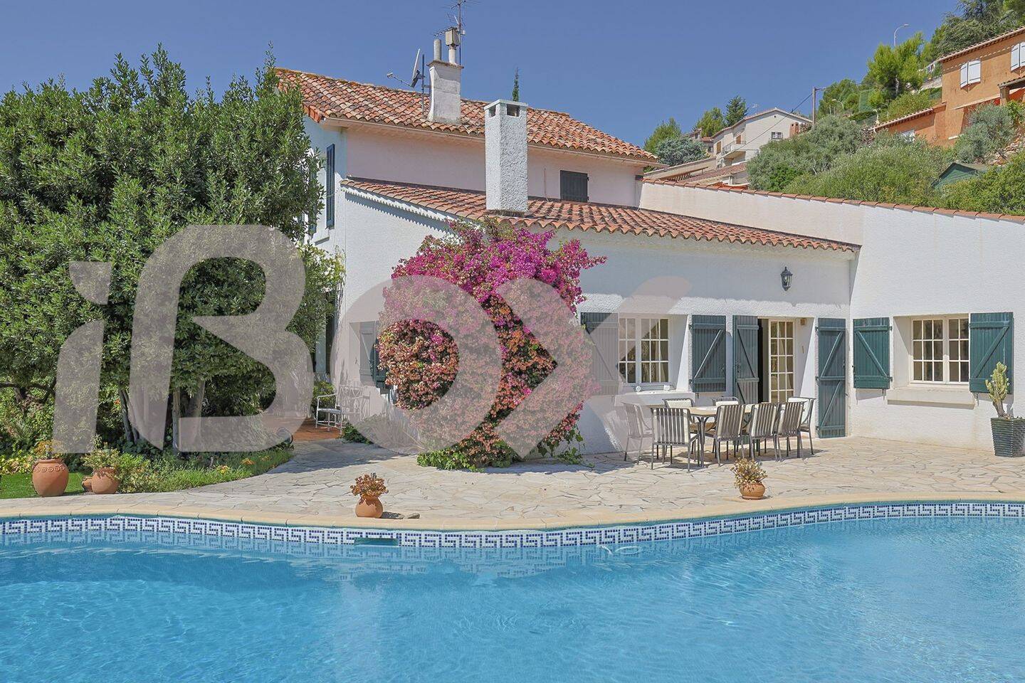 Maison à vendre, 326m², LA VALETTE DU VAR