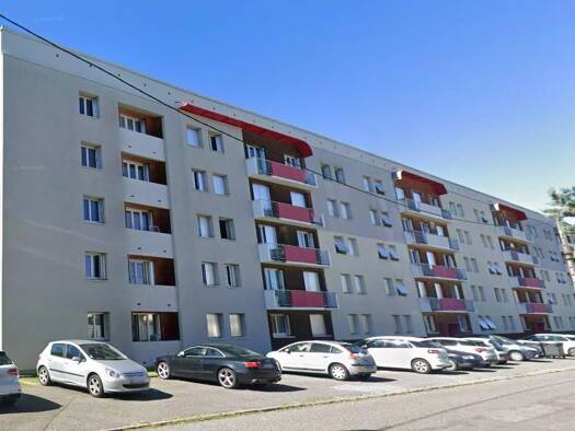 Appartement à vendre 44 890 € 3 pièces 2 chambres 56 m² Étage 4/4 Sud-RN Lannemezan 65300