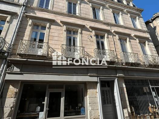 Appartement à vendre 129 000 € 3 pièces 2 chambres 84 m² Étage 1/3 Centre Ville Castres 81100