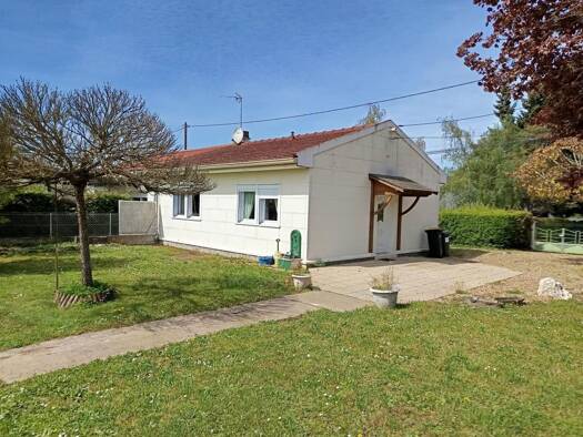 Maison à vendre 118 800 € 3 pièces 2 chambres 52 m² 640 m² de terrain Sud Vineuil 41350