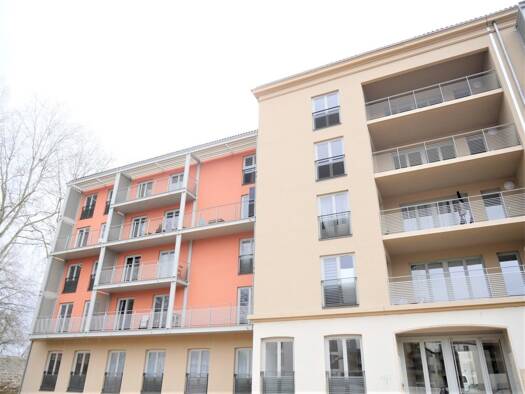 Appartement à louer 396 € 1 pièce 32 m² 1er étage dès le 23/06/2026 Matthias Chalon-sur-Saône 71100