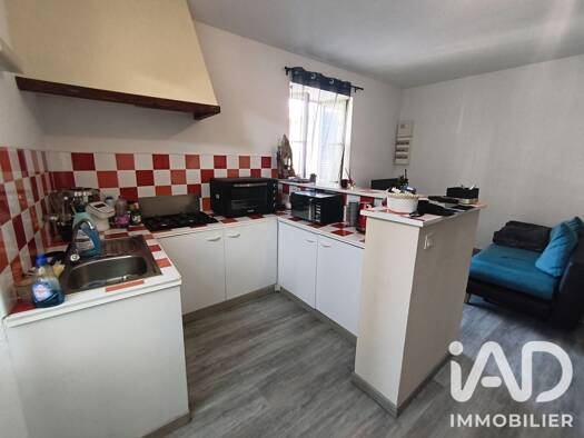 Maison à vendre 96 000 € 7 pièces 4 chambres 116 m² 111 m² de terrain La Mothe-Saint-Héray 79800