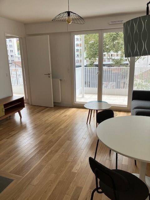 Maison à louer, 45m², ISSY LES MOULINEAUX