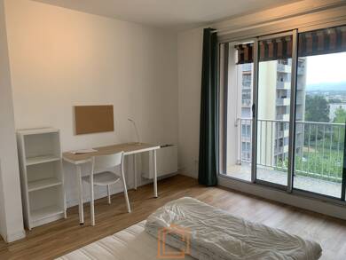 Appartement à louer 520 € 1 pièce 11 m² 5ème étage Tassin la Demi Lune 69160