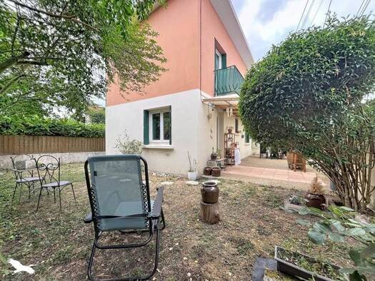 Maison à vendre 145 800 € 2 pièces 1 chambre 70 m² 215 m² de terrain Laubadère Tarbes 65000