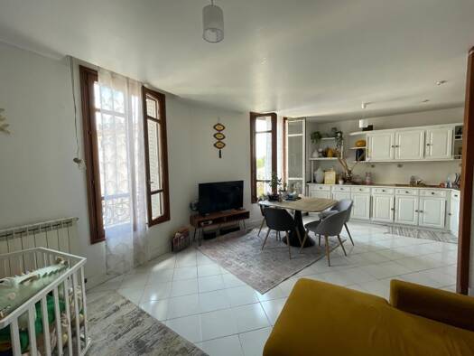 Appartement à vendre 239 000 € 2 pièces 1 chambre 45 m² Étage 2/2 Les Siams Le Perreux-sur-Marne 94170