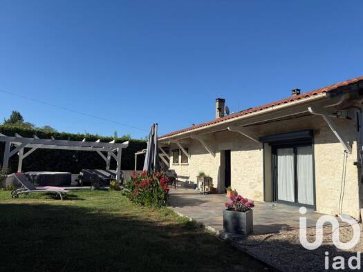 Maison à vendre 318 000 € 4 pièces 2 chambres 160 m² 1 395 m² de terrain Saint-Julien-Innocence-Eulalie 24500