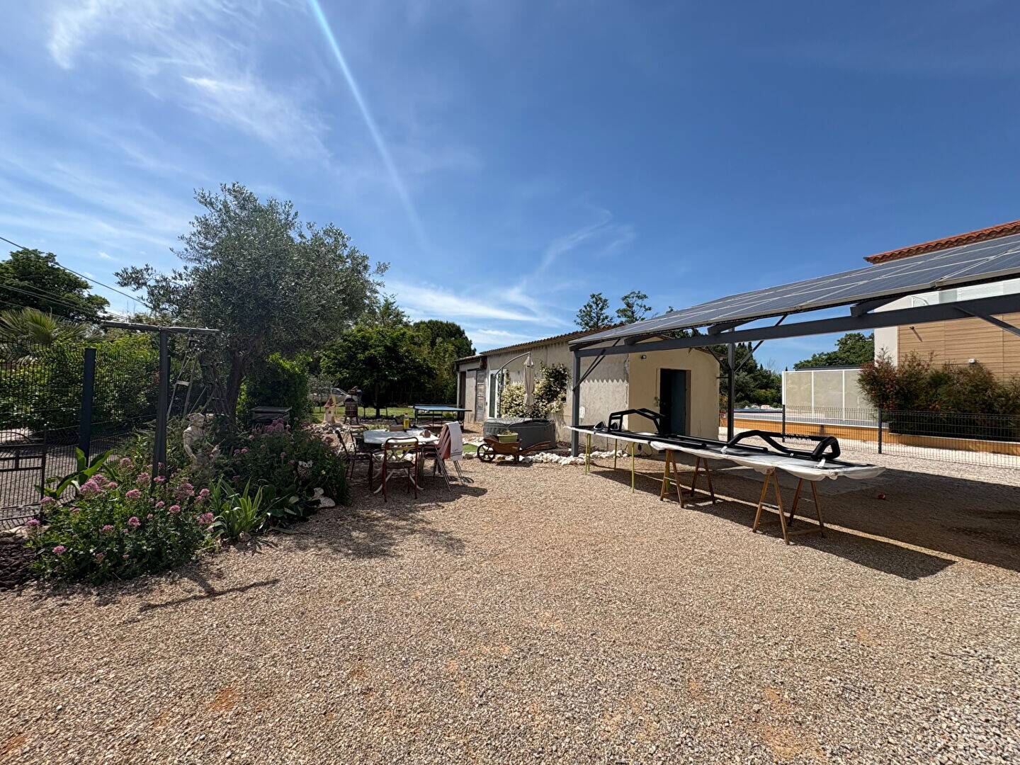 Maison à vendre, 100m², SAINT GENIS DES FONTAINES