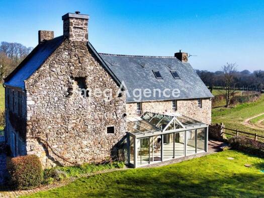 Demeure à vendre 338 900 € 6 pièces 5 chambres 190 m² 1 253 m² de terrain Saint-Martin-le-Hebert 50260