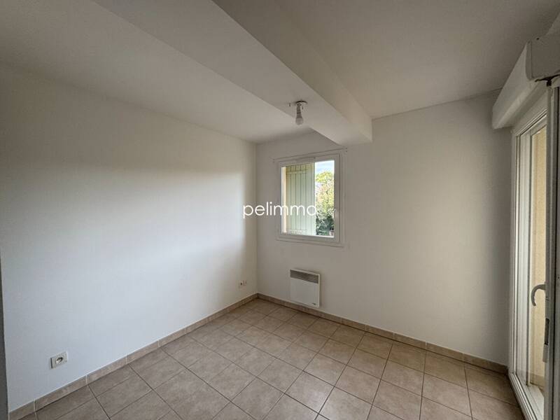 Maison à louer, 67m², PELISSANNE