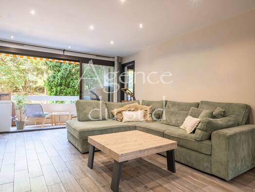 Appartement à vendre 225 000 € 4 pièces 3 chambres 91,67 m² Étage 1/9 La Pomme Marseille 11ème arrondissement 13011