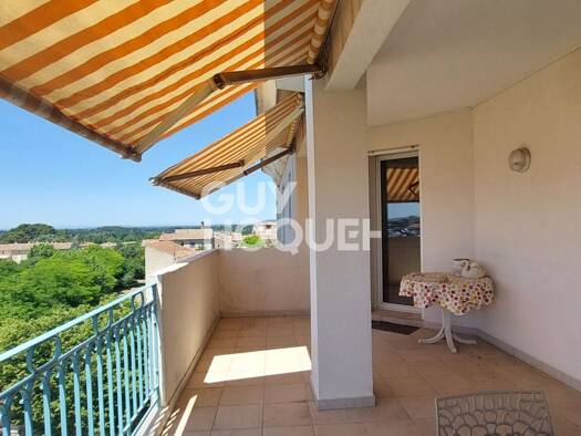 Appartement à vendre 199 000 € 3 pièces 2 chambres 87 m² Étage 4/4 Zone Périphérique Urbaine Carpentras 84200