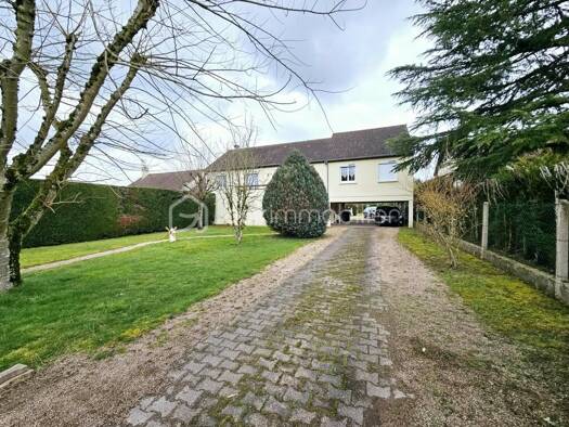 Maison à vendre 199 000 € 7 pièces 5 chambres 125 m² Lapalisse 03120