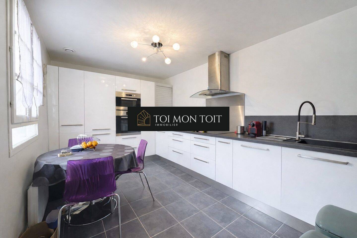 Maison à vendre, 105m², LA CHAPELLE EN SERVAL