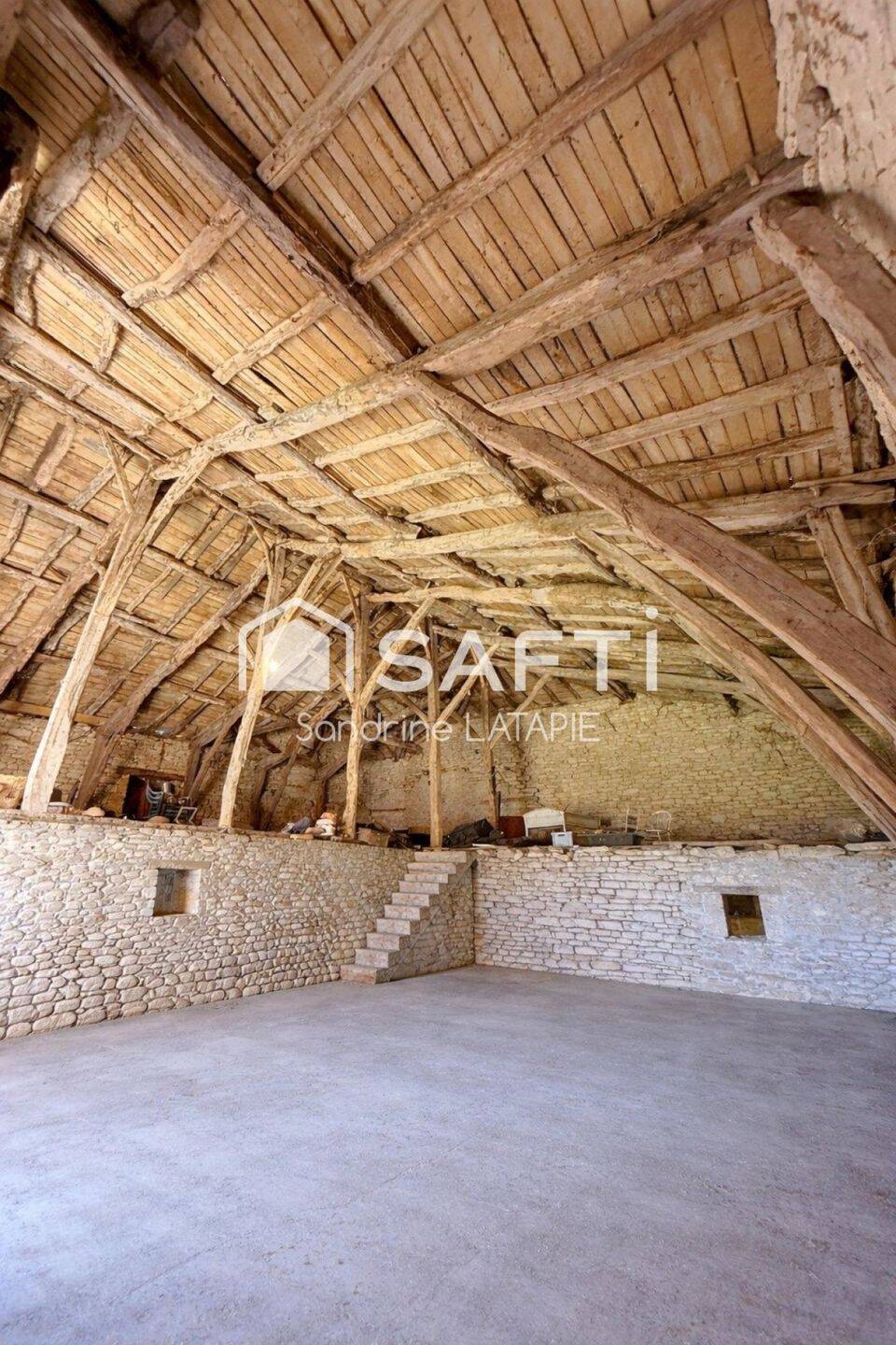 Maison à vendre, 204m², SAINT ANTONIN NOBLE VAL
