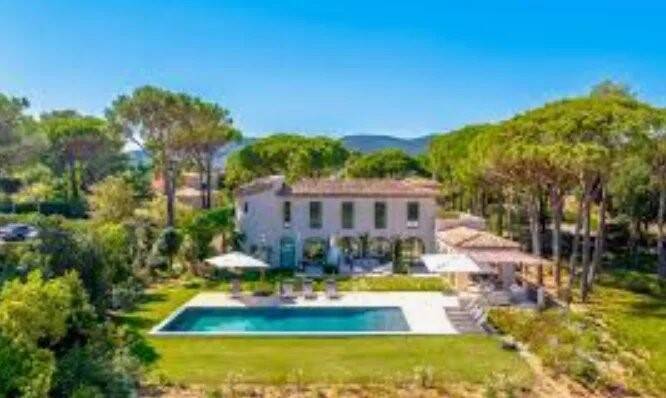 Maison à vendre, 385m², GRIMAUD