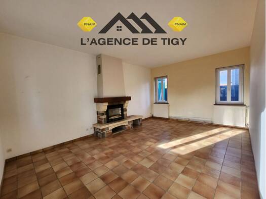 Maison à vendre 158 000 € 3 pièces 2 chambres 81,05 m² 432 m² de terrain Vienne-en-Val 45510