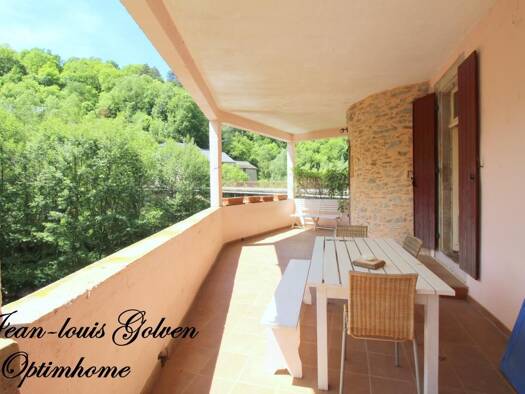 Maison à vendre 174 550 € 10 pièces 7 chambres 274 m² 220 m² de terrain Saint-Sernin-sur-Rance 12380