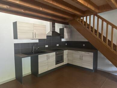 Duplex à louer 790 € 3 pièces 2 chambres 54,5 m² Dernier étage, Étage 2/2 Frangy 74270