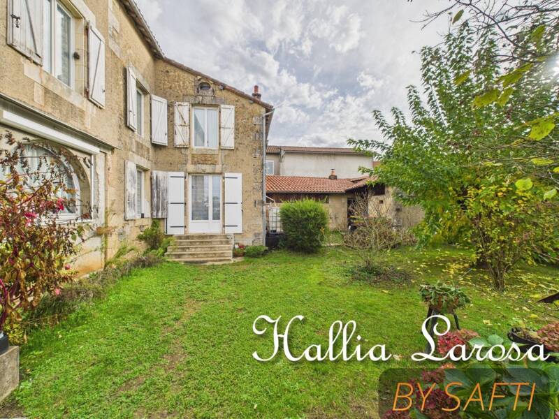 Maison à vendre, 163m², LUSSAC LES CHATEAUX