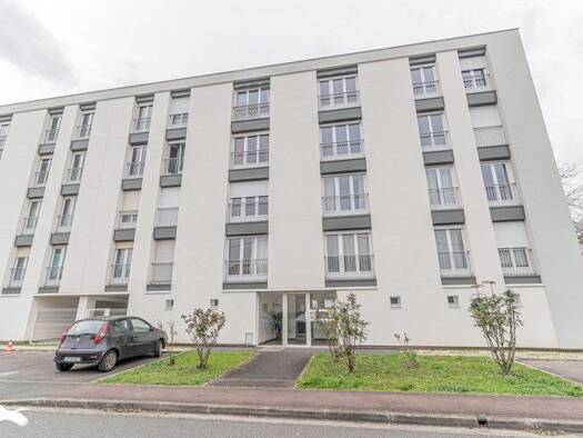 Appartement à vendre 179 655 € 3 pièces 2 chambres 56 m² Étage 2/4 Centre Ville Mérignac 33700