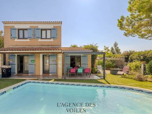 Maison à vendre 499 000 € 4 pièces 3 chambres 74 m² Beaucours-La Gorguette-La Morvenede Sanary-sur-Mer 83110