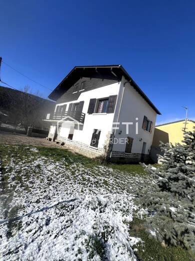 Maison à vendre 320 000 € 9 pièces 7 chambres 180 m² 420 m² de terrain Latour-de-Carol 66760