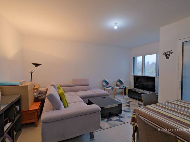 Appartement à louer 908 € 3 pièces 2 chambres 65 m² 1er étage Francisco-Vern-Poterie Rennes 35000