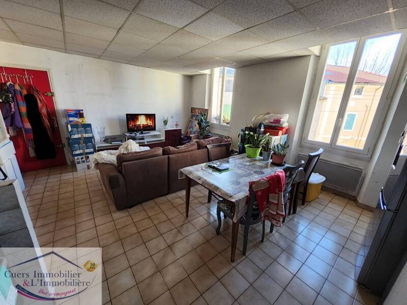 Maison à louer, 59m², CUERS