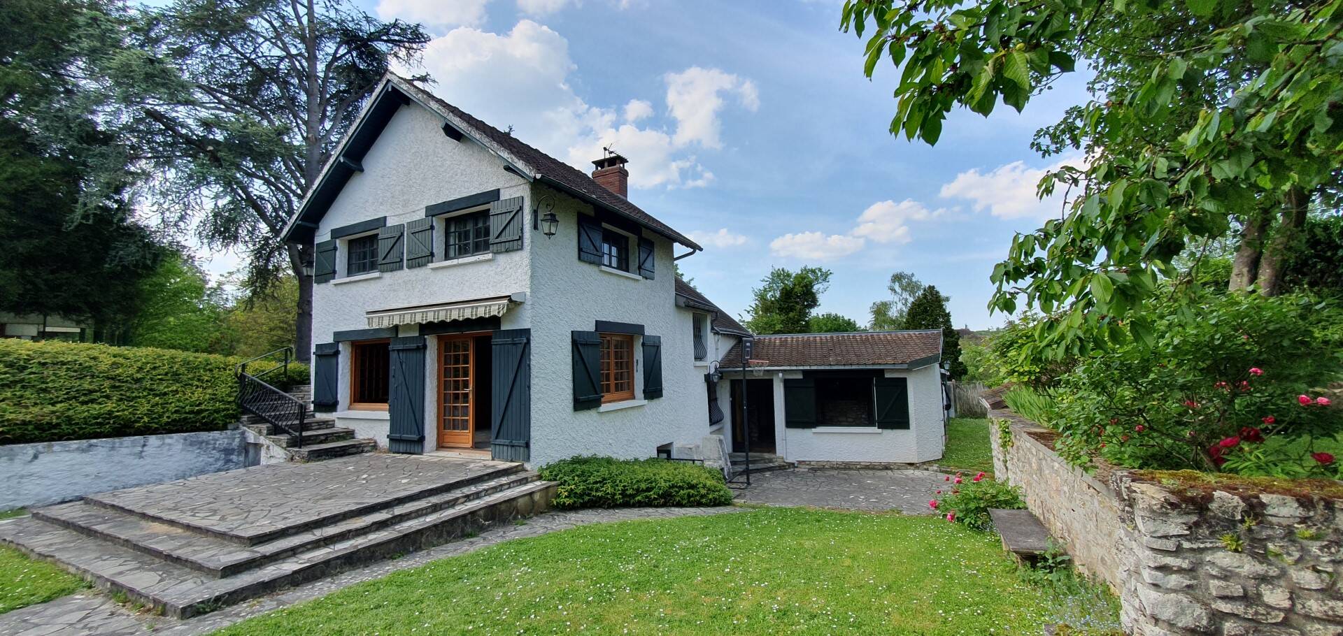 Maison à vendre, 161m², FOLLAINVILLE DENNEMONT