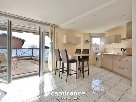 Appartement à vendre 250 000 € 3 pièces 2 chambres 69 m² Étage 1/2 Saint-Genis-les-Ollières 69290