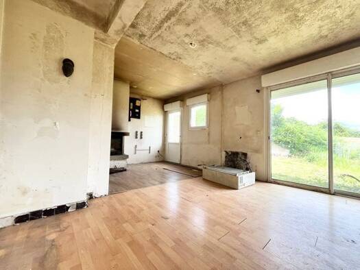 Maison à vendre 87 920 € 4 pièces 3 chambres 79,03 m² 432 m² de terrain Saint-Thurien 29380