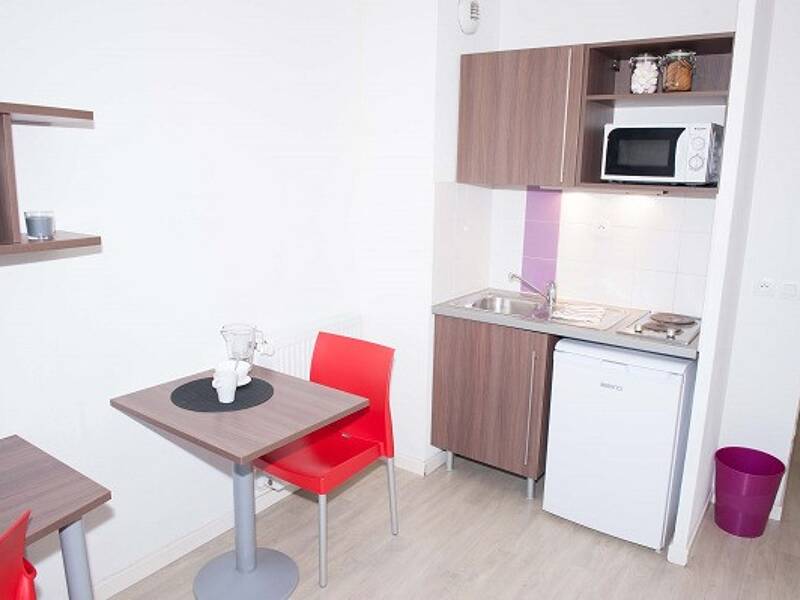 Maison à louer, 19m², VALBONNE