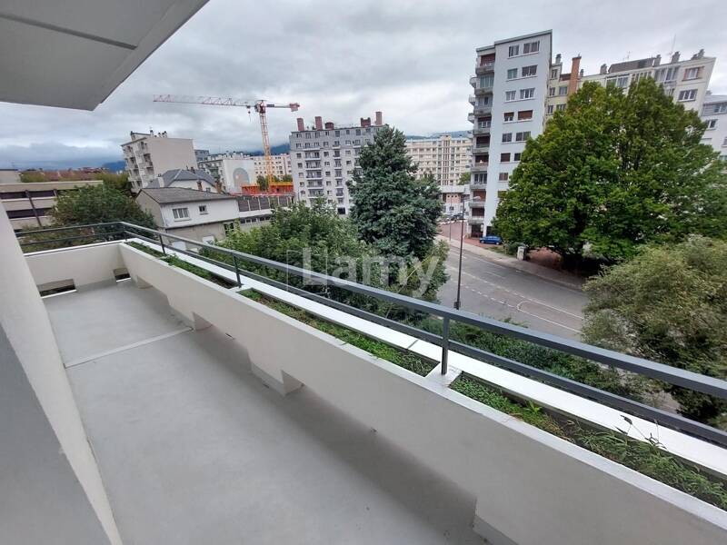 Maison à louer, 111m², GRENOBLE