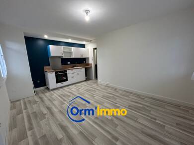 Appartement à louer 750 € 3 pièces 2 chambres 47 m² RDC/7 Orleans 45000