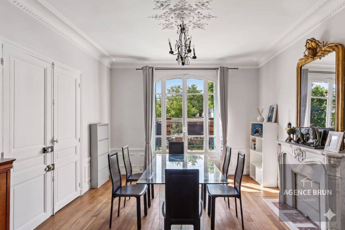 Maison à vendre, 200m², SAINT MAUR DES FOSSES