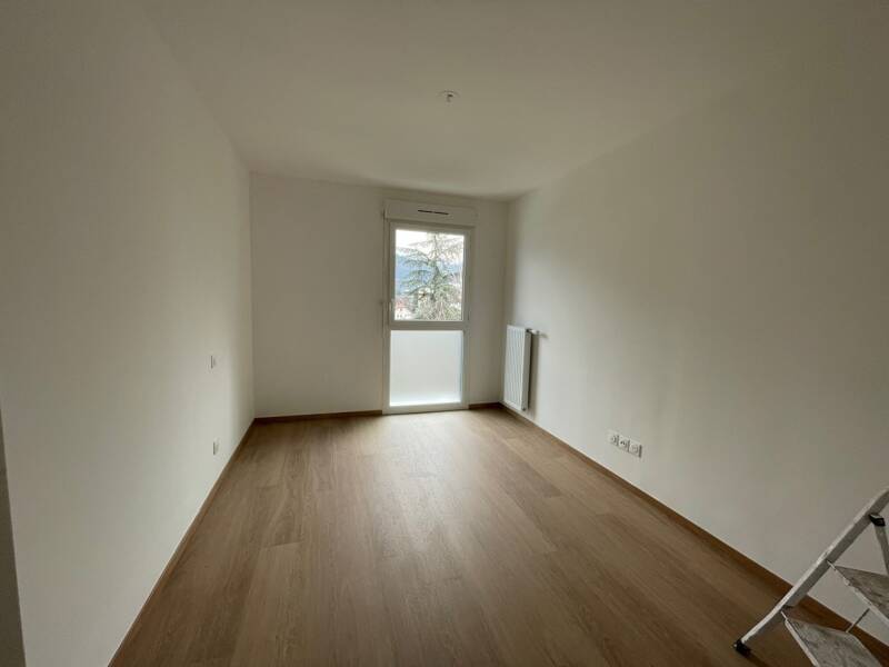 Maison à louer, 71m², CLUSES