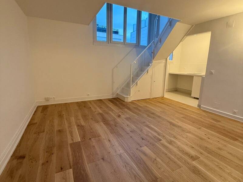 Maison à louer, 40m², PARIS 17E