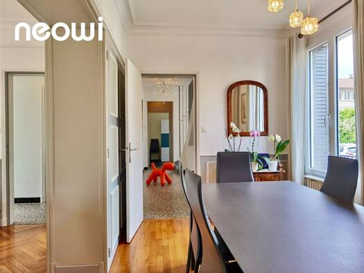 Maison à vendre 345 000 € 10 pièces 6 chambres 207 m² 500 m² de terrain Sainte Eugene Aurillac 15000