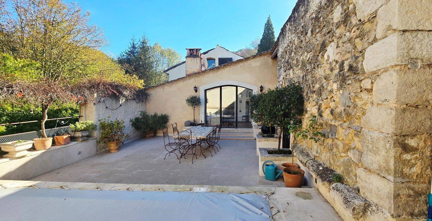 Maison à vendre, 237m², ENTRECASTEAUX
