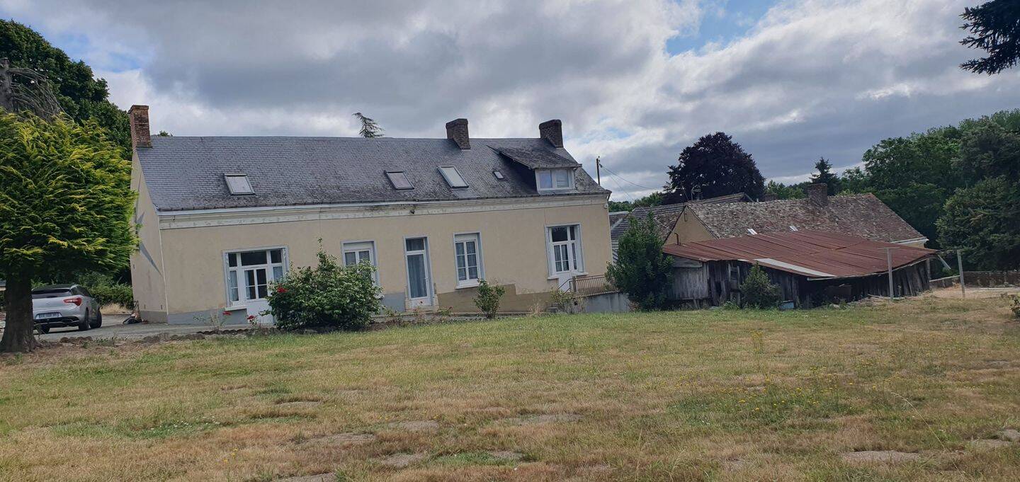 Maison à vendre, 131m², YVRE LE POLIN