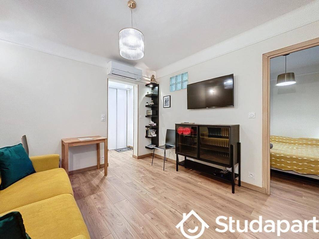 Maison à louer, 30m², ANTIBES