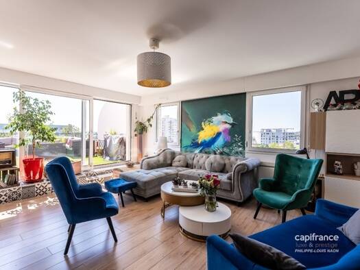 Appartement à vendre 480 000 € 6 pièces 4 chambres 144 m² Étage 7/7 Gazonfier-Espal Le Mans 72000