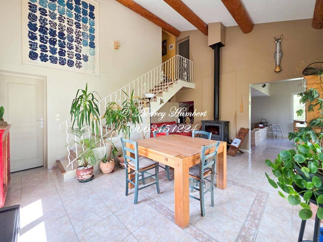 Maison à vendre, 156m², VILLENEUVE