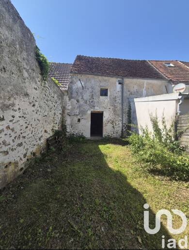 Maison à vendre 56 000 € 1 pièce 1 chambre 45 m² 500 m² de terrain Est Sud Ouest La Ferté-sous-Jouarre 77260