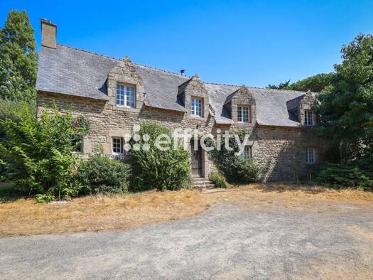 Maison à vendre 588 000 € 9 pièces 6 chambres 348,68 m² 4 047 m² de terrain Secteur Croixamus Quéven 56530