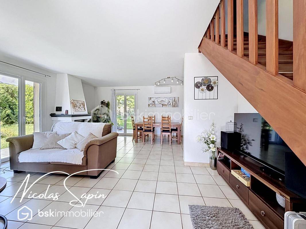 Maison à vendre, 102m², VARCES ALLIERES ET RISSET