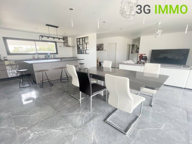 Maison à vendre, 120m², SAINT ETIENNE DE TULMONT
